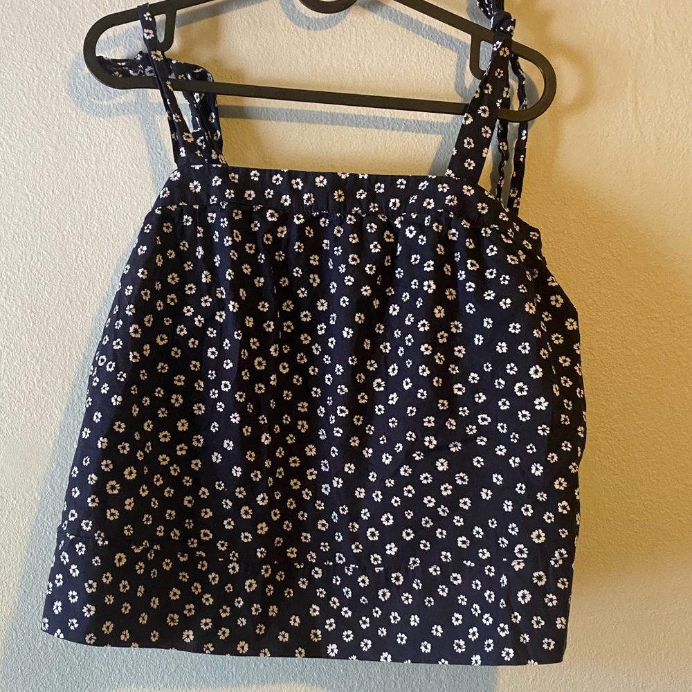 - J. Crew printed tie-shoulder pajama top in cotton poplin